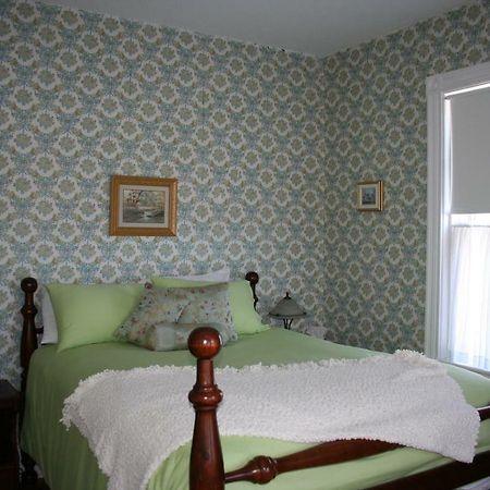 Sackville Bed And Breakfast 외부 사진
