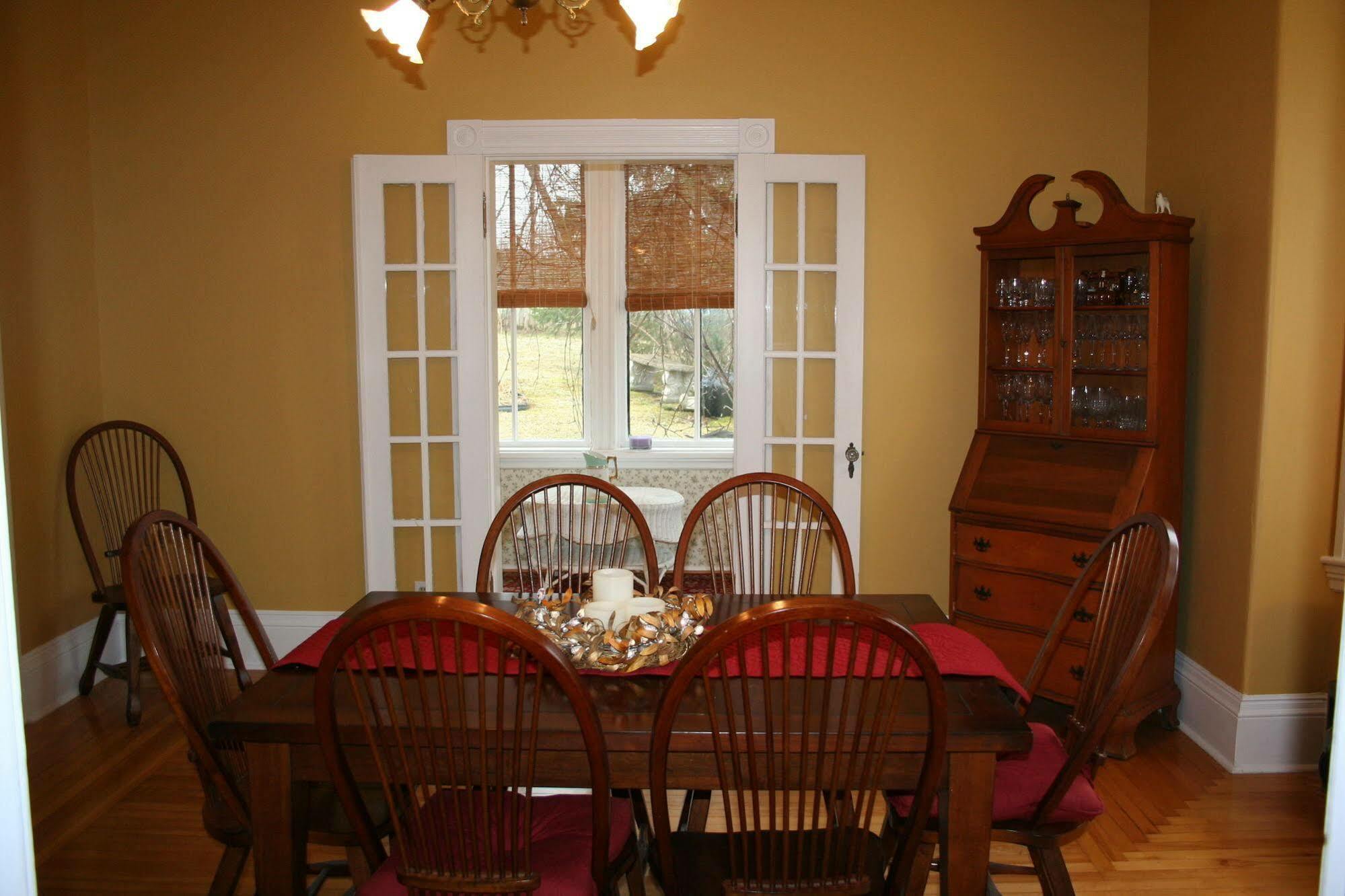 Sackville Bed And Breakfast 외부 사진