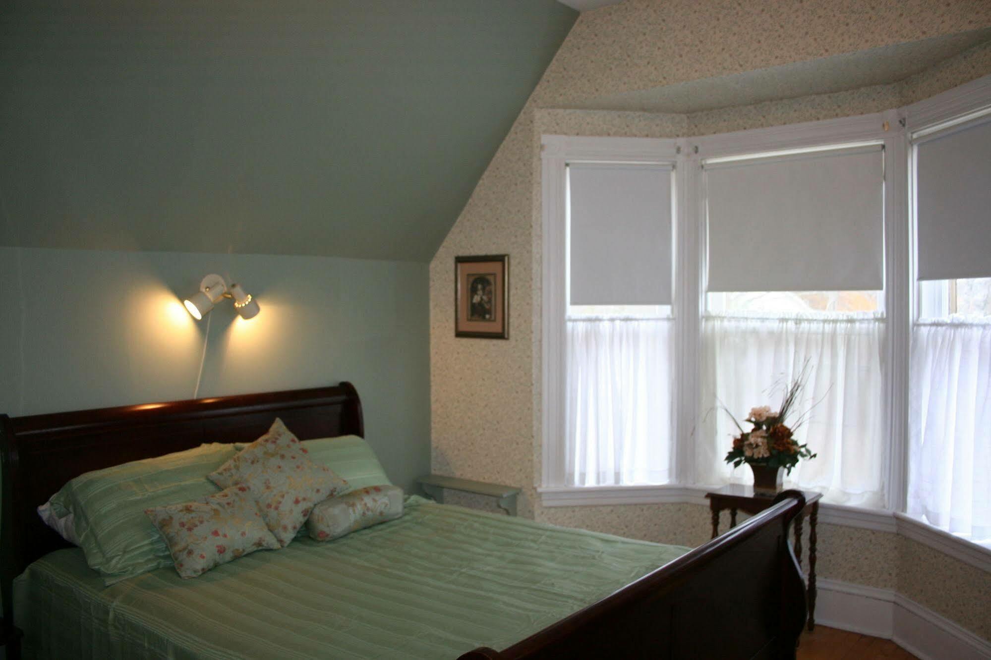 Sackville Bed And Breakfast 외부 사진