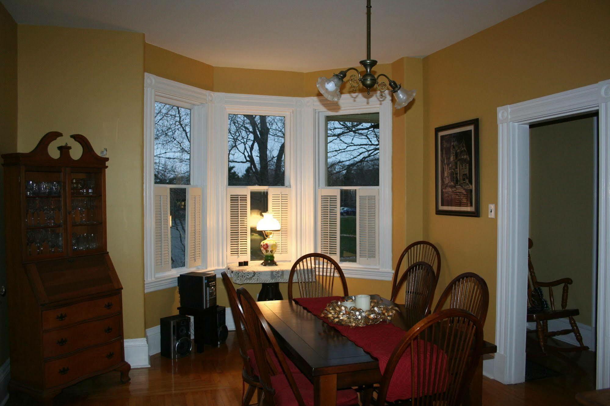 Sackville Bed And Breakfast 외부 사진