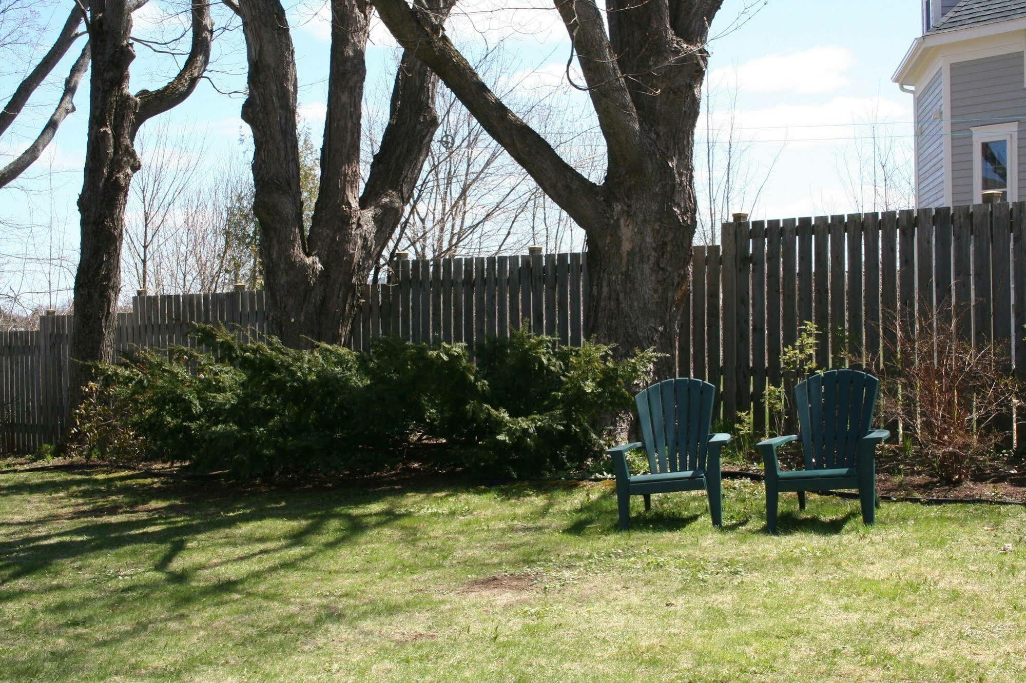 Sackville Bed And Breakfast 외부 사진